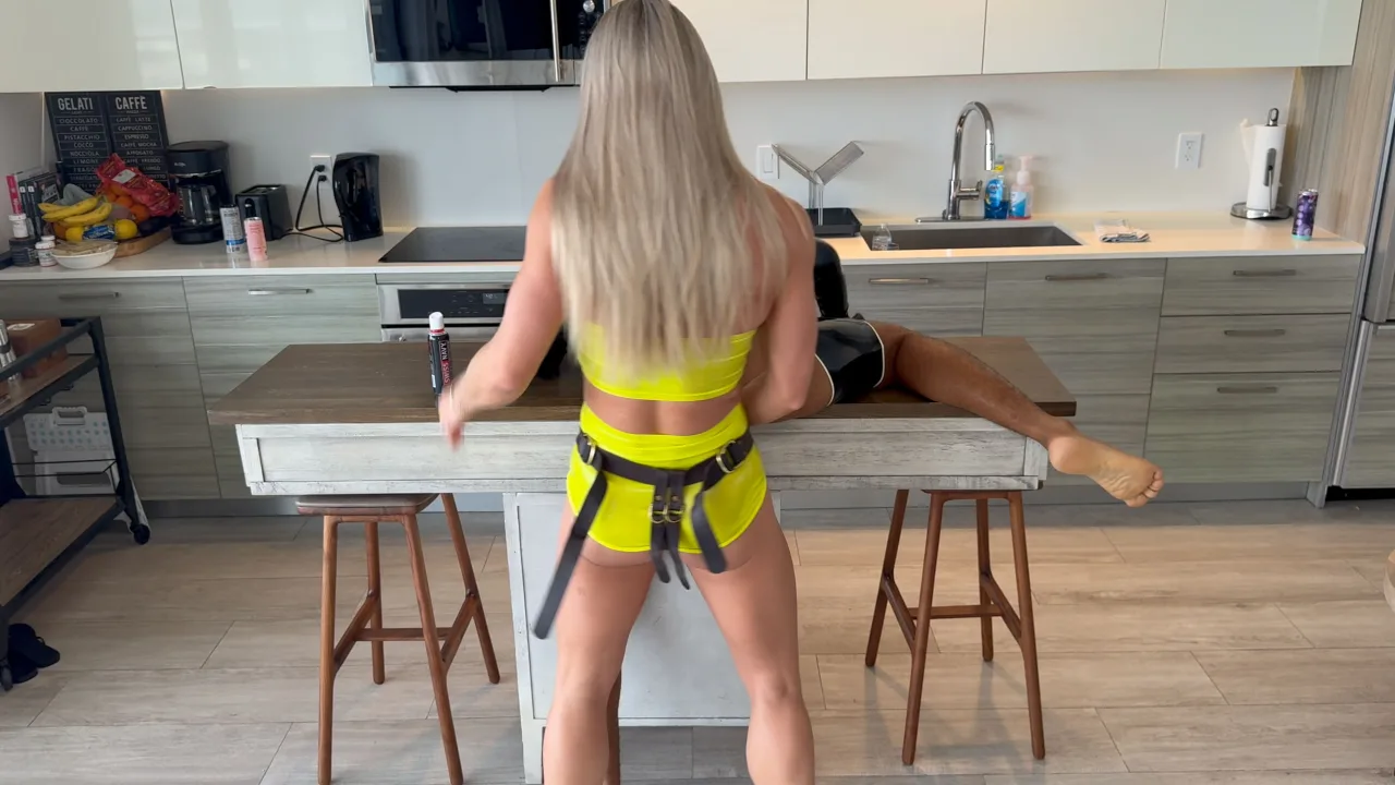 Tiffani Times Dungeon – Pegging The Naughty Butler