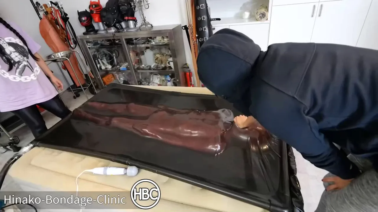 Hinako Bondage Clinic — Mistress Hinako — Zentai Vacuum Bed