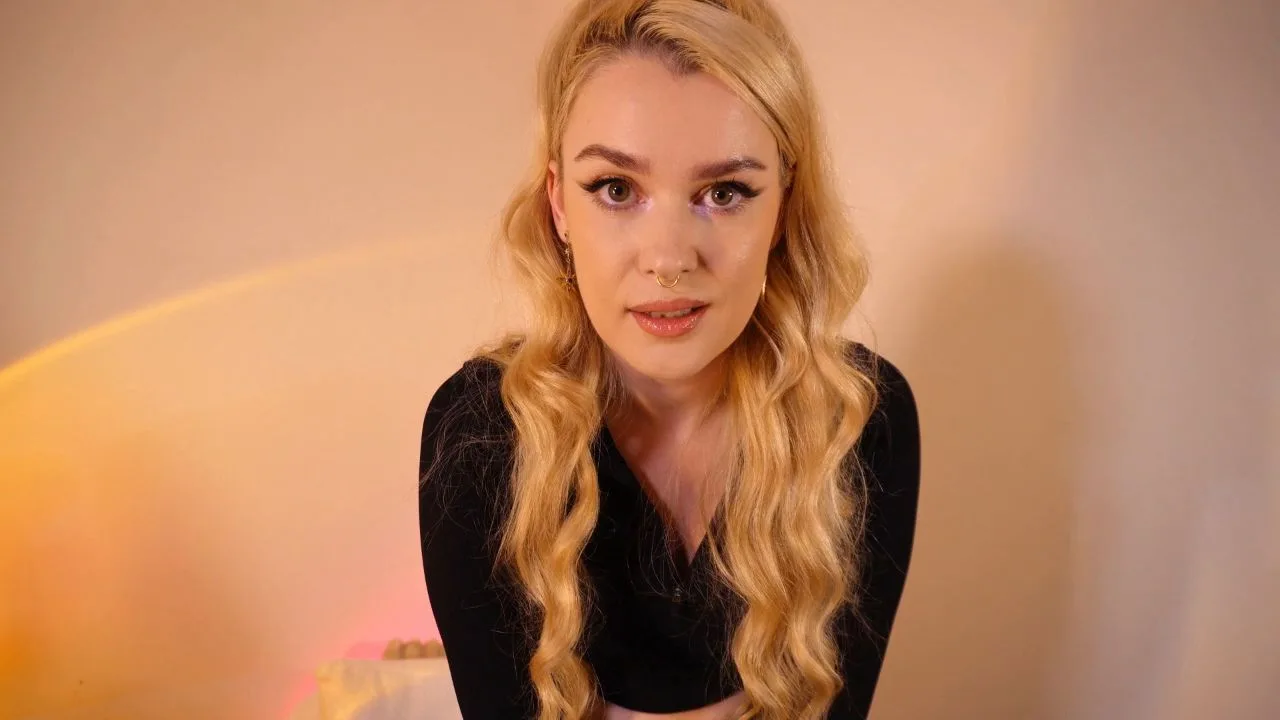 Goddess Lucie – Breaking You Down Harsh Verbal Beta Humiliation