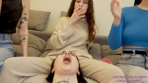 Licking Girls Feet – BEATRICE, DORI & JENNY – Dirty Slut Date