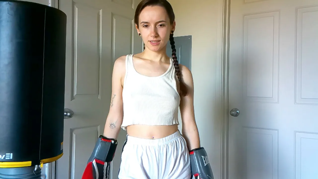 GoddessMayHere – Haciendo la Pussy con Guantes de Boxeo